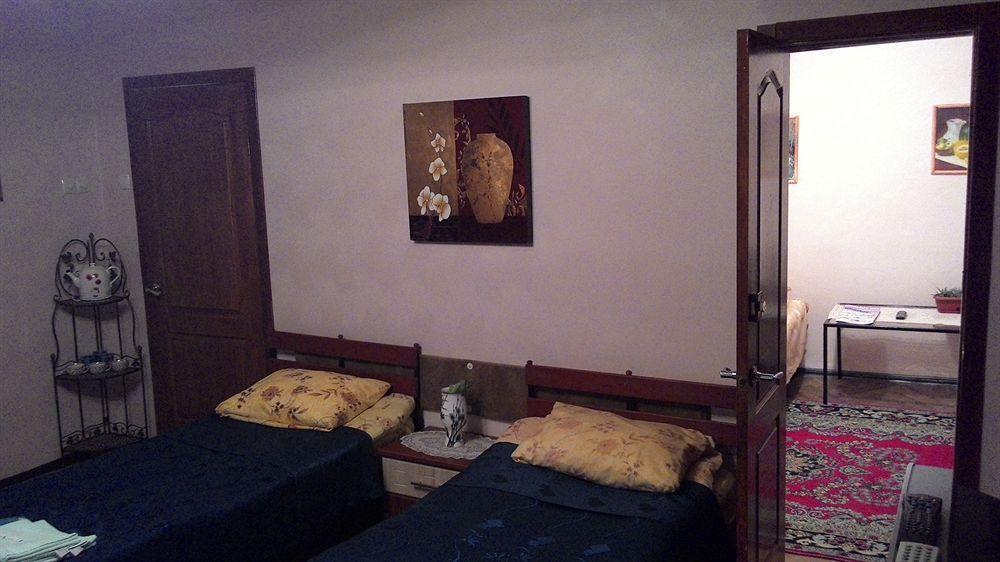 Yellowunlimited Hotel Kharkiv Extérieur photo