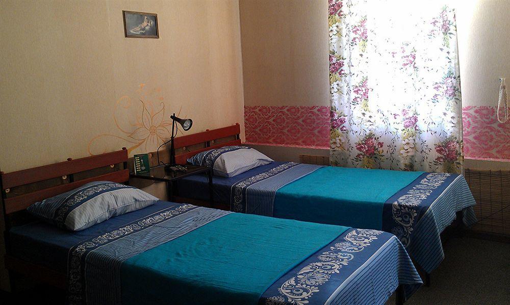 Yellowunlimited Hotel Kharkiv Extérieur photo
