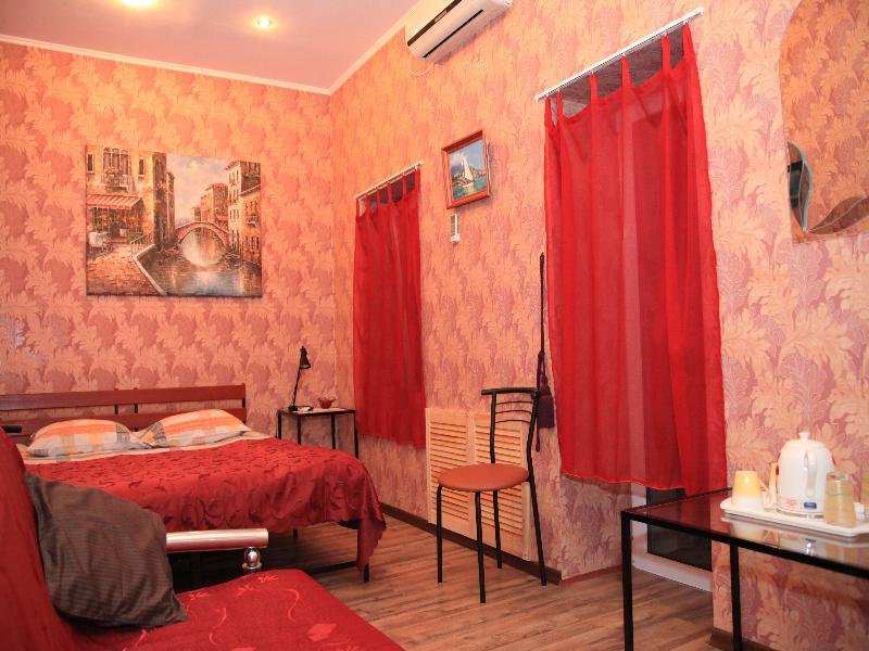 Yellowunlimited Hotel Kharkiv Extérieur photo